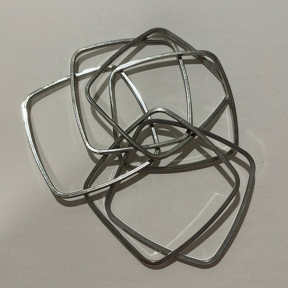 Silver tone 6 Intertwined women fashion square bangles bracelet - Picture 4 of 5